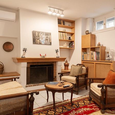 Athenian Getaway Villa In Plaka With Acropolis View By Athenian Homes Bagian luar foto