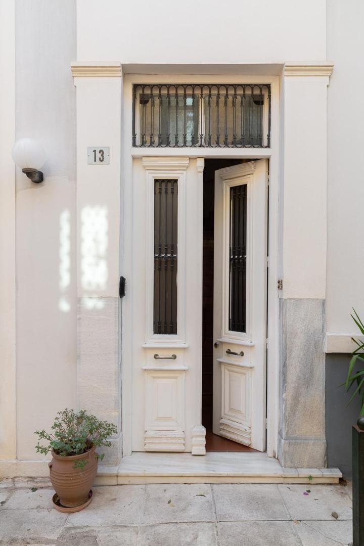 Athenian Getaway Villa In Plaka With Acropolis View By Athenian Homes Bagian luar foto